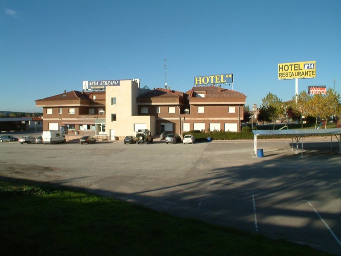 Area el Serrano - Hotel Burgos - Restaurante Lidia